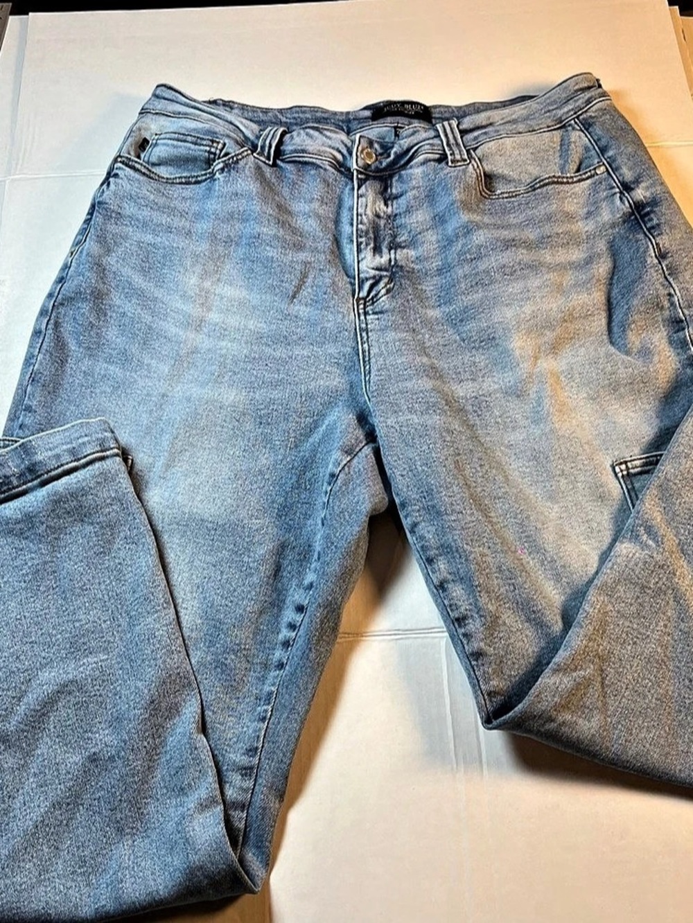 Judy Blue Jackie Mid Rise Flare Jean with Front Flap Pockets Jeans 20W Blue